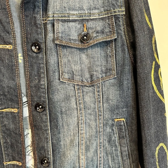 ED HARDY RHINESTONE TATTOO DENIM TRUCKER JACKET | Size Medium | EUC - Picture 4 of 9